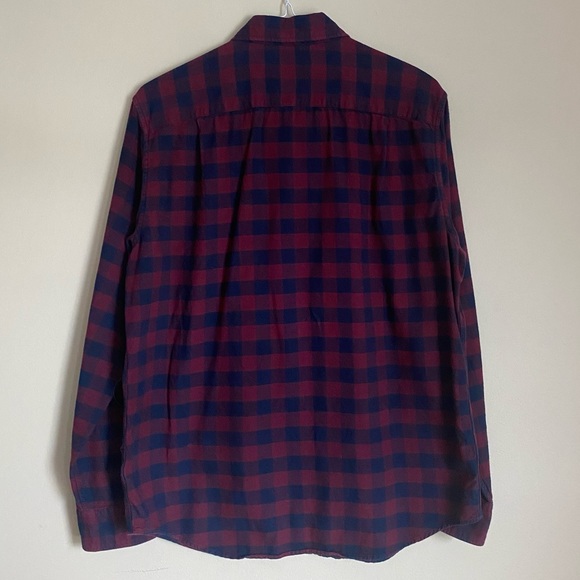 American Eagle Mens Flannel Shirt Classic Fit red & blue checkered pattern Large - Picture 3 of 11